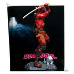 McFarlane Toys - Marvel 7.1" Deadpool 1:10th Scale Collectible with Scene (Deadpool #1) Product Image