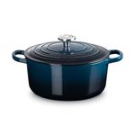 5.5qt Signature Cast Iron Round Dutch Oven, Nuit Product Image