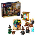 LEGO - Harry Potter Hogwarts Castle: Sorting Hat Ceremony 76460 Product Image