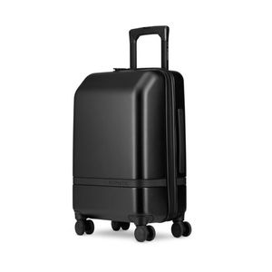 Carry-On Classic Black Product Image