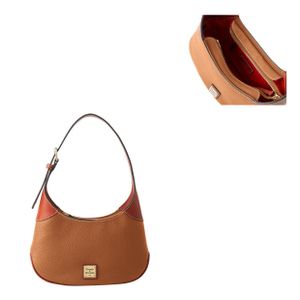 Pebble Grain Hobo Product Image