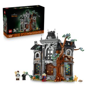 LEGO - Icons Mayor Manor Building Set 11383 Product Image