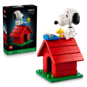 LEGO - Ideas Peanuts: Snoopy's Doghouse Building Set - 21368 Product Image