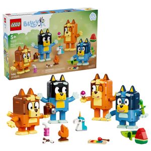 LEGO - Bluey Brick-Built Bluey Family 11217 Product Image