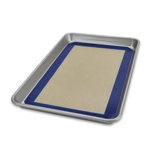 Half Sheet Pan w/ Silicone Mat Product Image