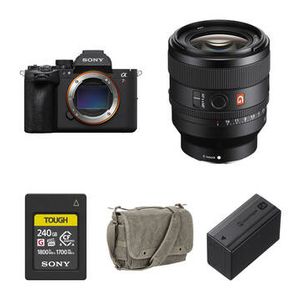 Sony a7R VI MRLS CAM/50mm LENS/ESSNTLS KIT Product Image