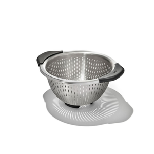 OXO Good Grips Stainless Steel 3-Qt/2.8L Colander Product Image