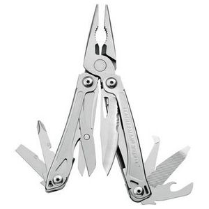 Leatherman Wingman Tool in Clamshell Box Product Image