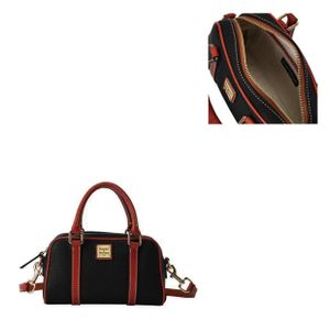 Pebble Grain Satchel 24 Product Image